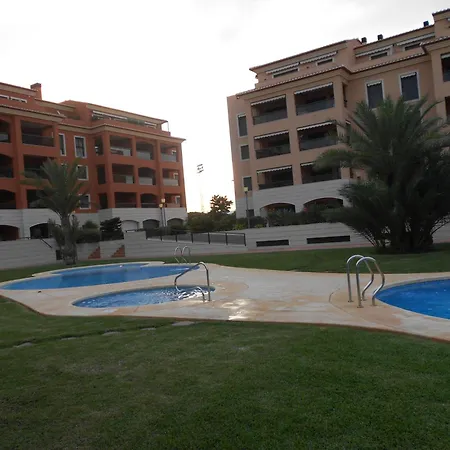 Jardinas De Les Marinas Apartment